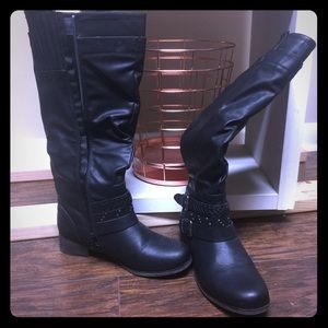 ❤️✨Black Zip-Up Fashion Boots✨❤️